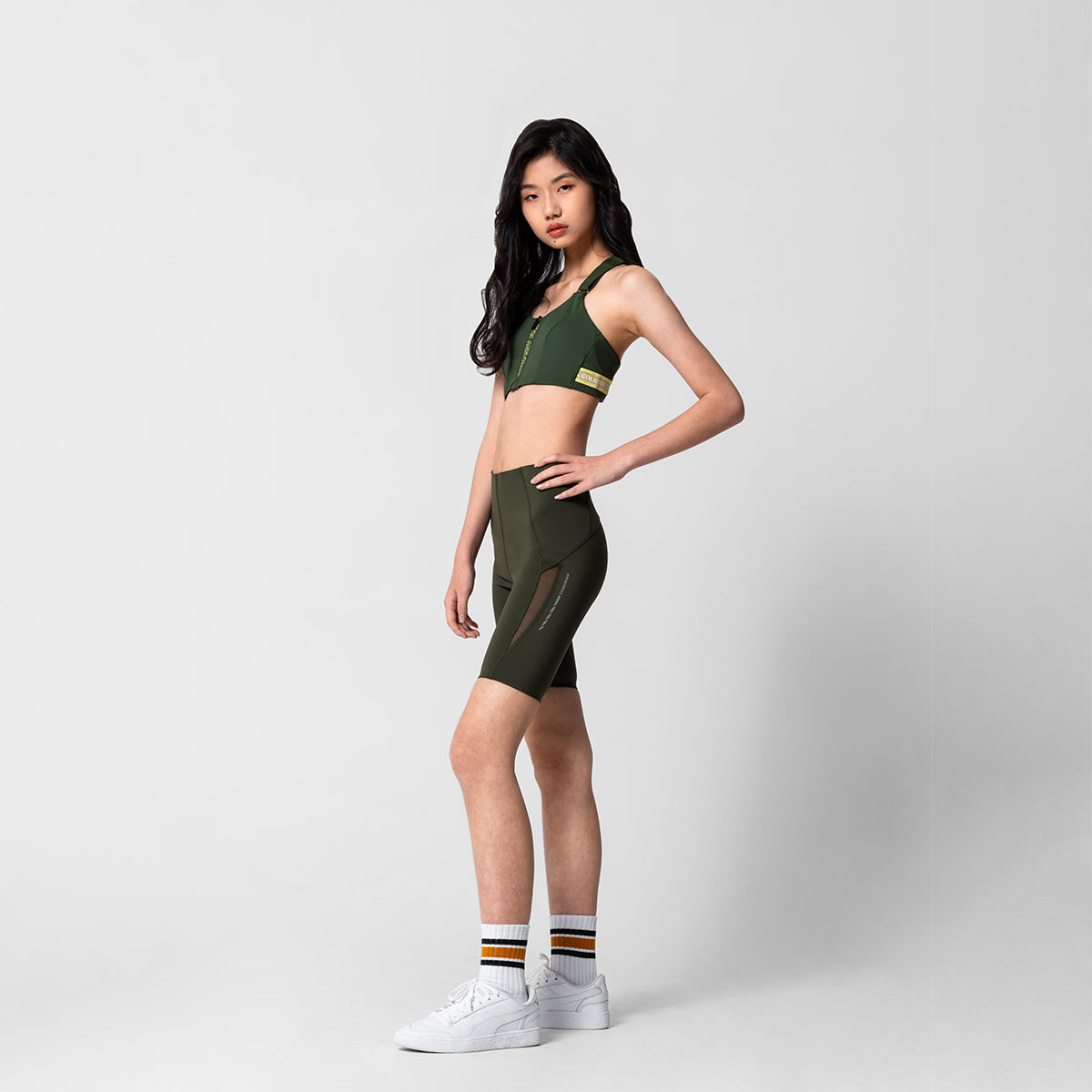 Image of 女裝功能緊身短褲