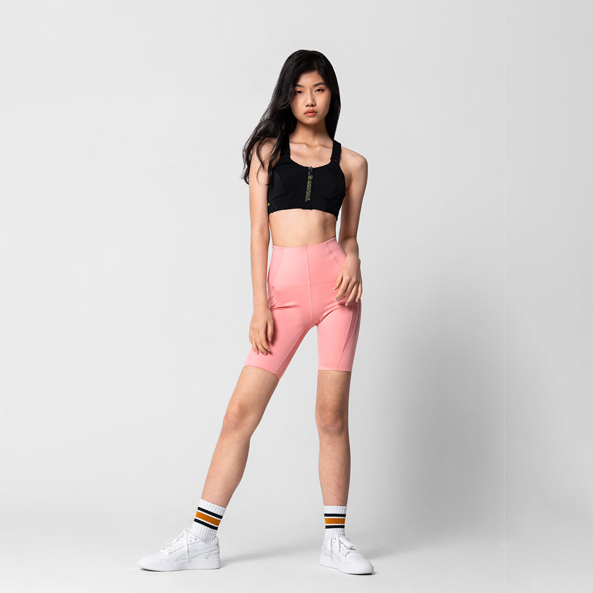 Image of 女裝功能緊身短褲