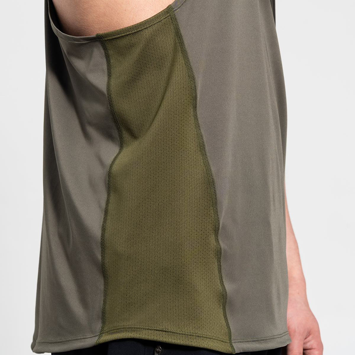 Image of GA Tech Body Builder Essential Stringer Y Back for Men