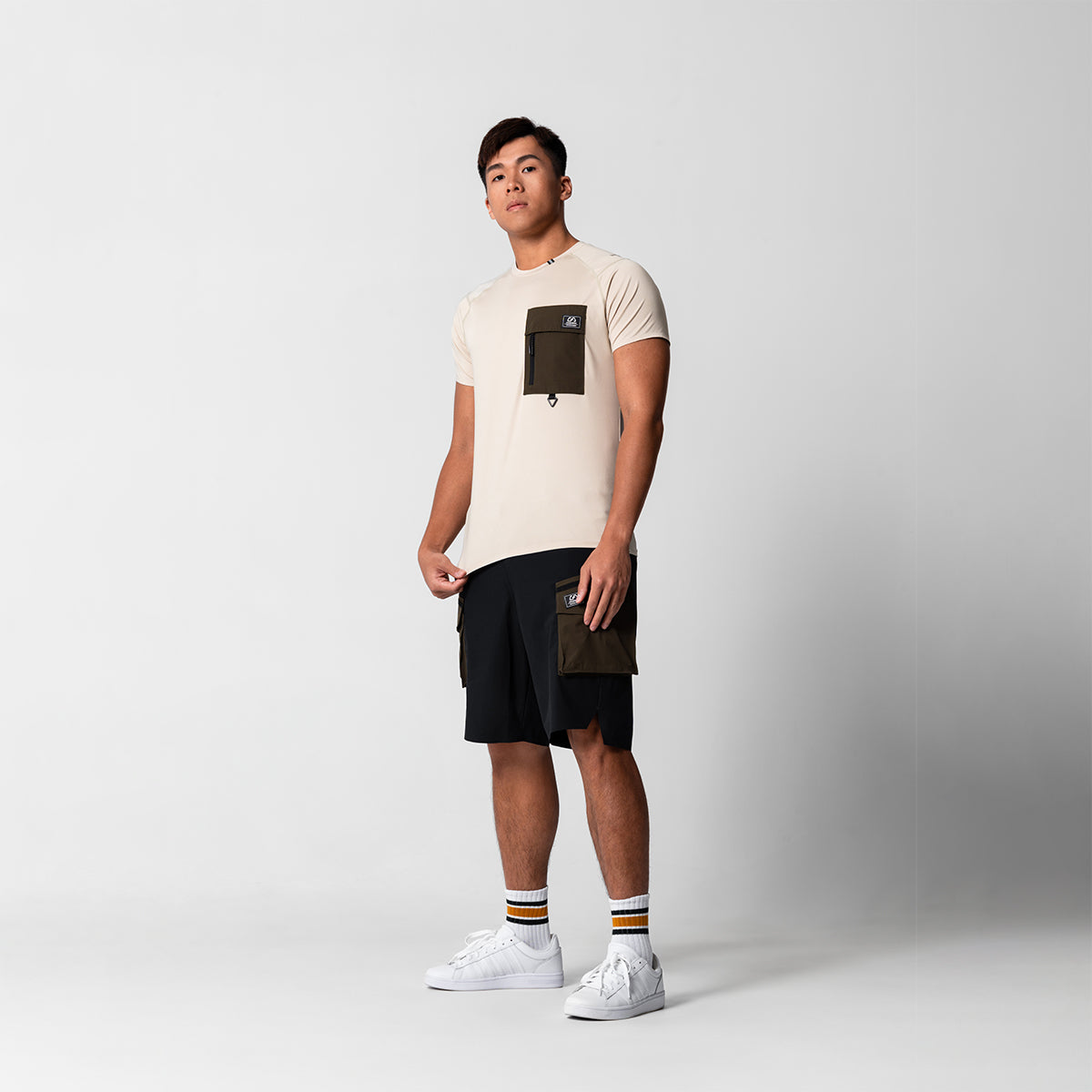 Image of Color Blocking Functional Cargo 9 Inch Running Shorts for Men