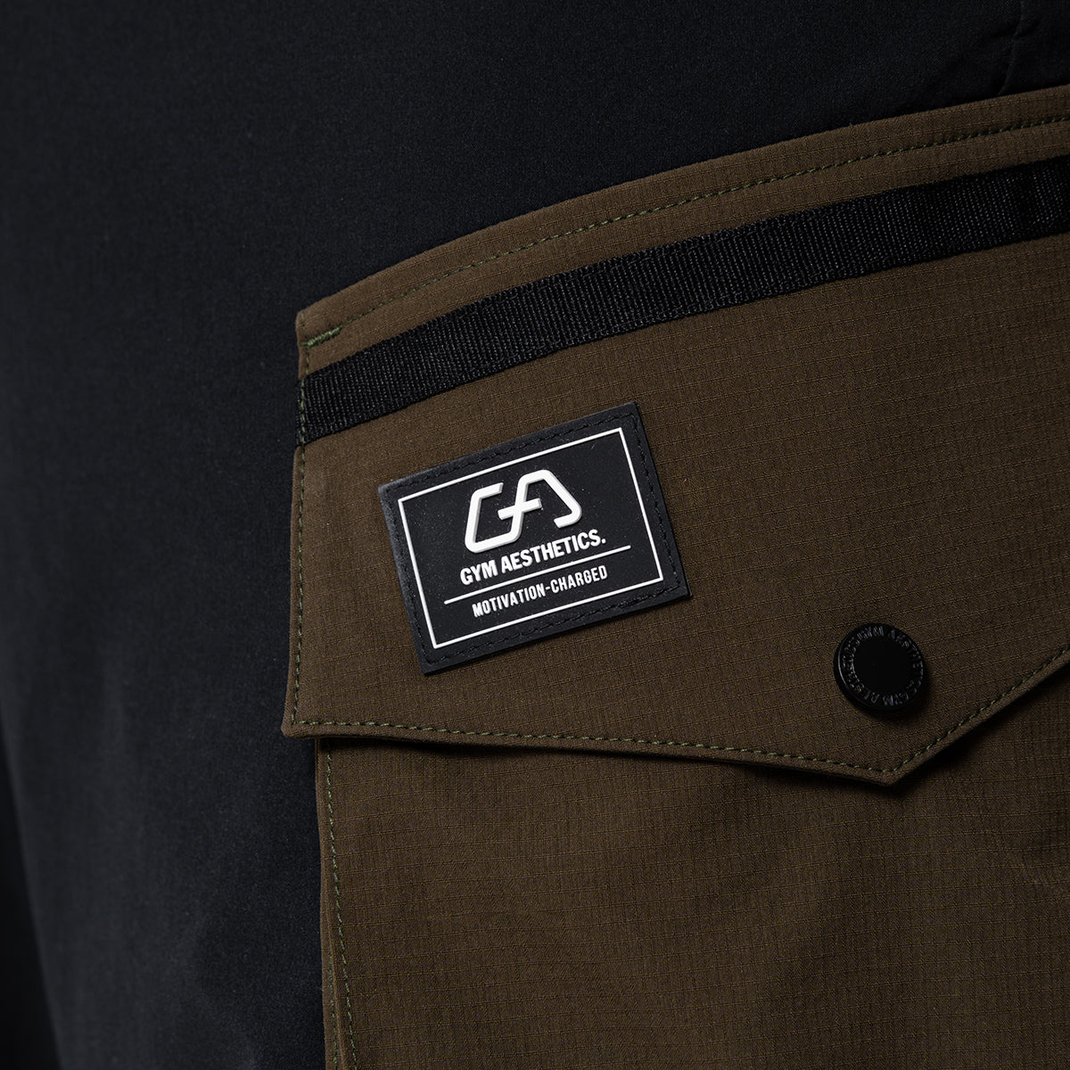 Image of Color Blocking Functional Cargo 9 Inch Running Shorts for Men