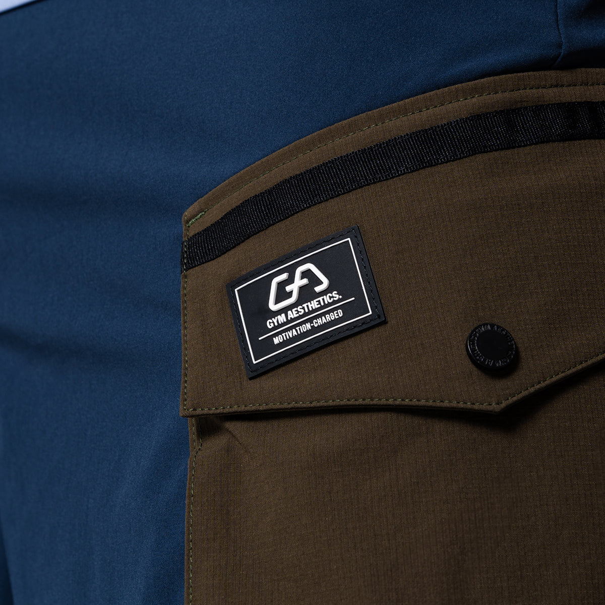 Image of Color Blocking Functional Cargo 9 Inch Running Shorts for Men