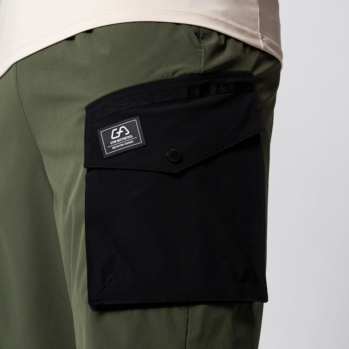 Image of Color Blocking Functional Cargo 9 Inch Running Shorts for Men