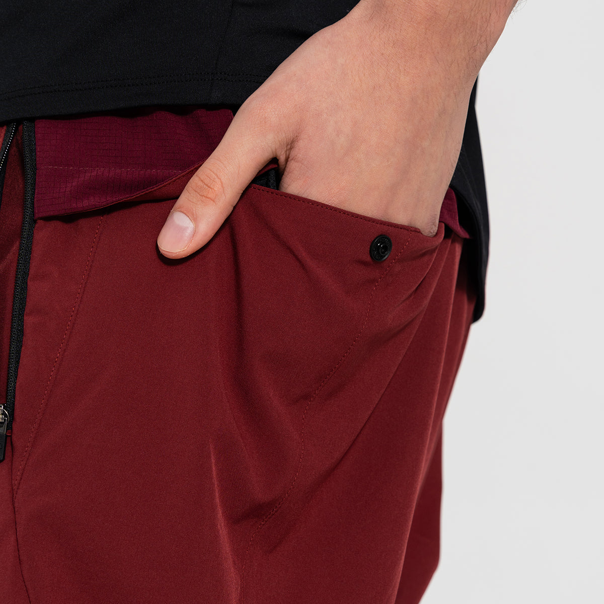 Image of Fabric Blocking Activewear Performance 9 Inch Shorts for Men