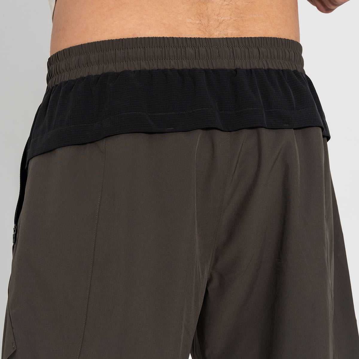Image of Fabric Blocking Activewear Performance 9 Inch Shorts for Men