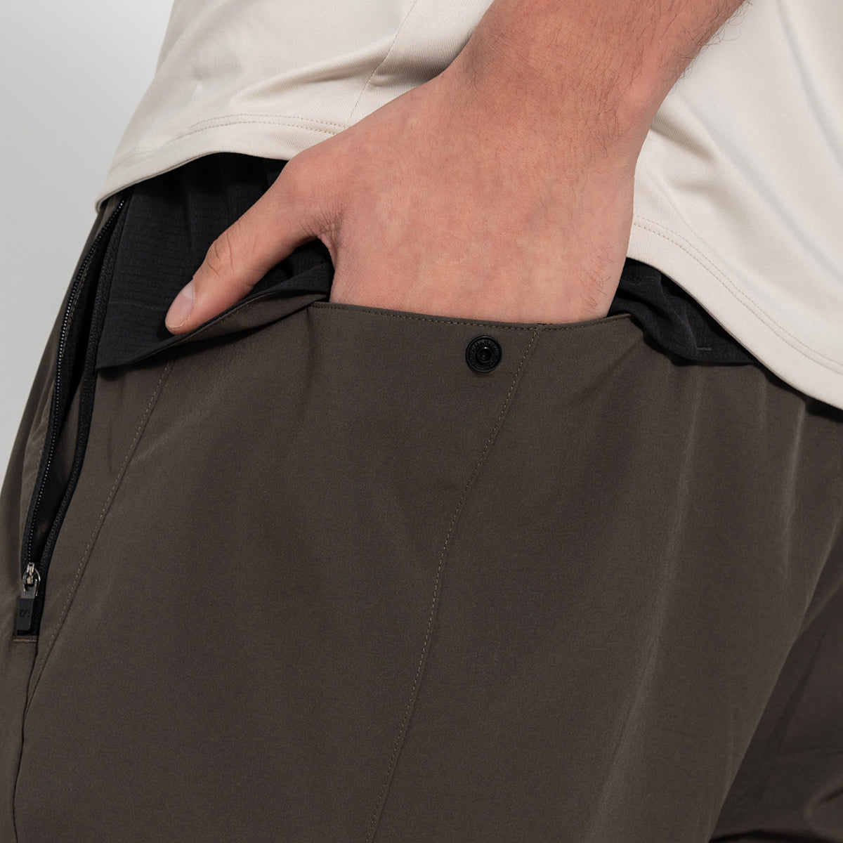 Image of Fabric Blocking Activewear Performance 9 Inch Shorts for Men