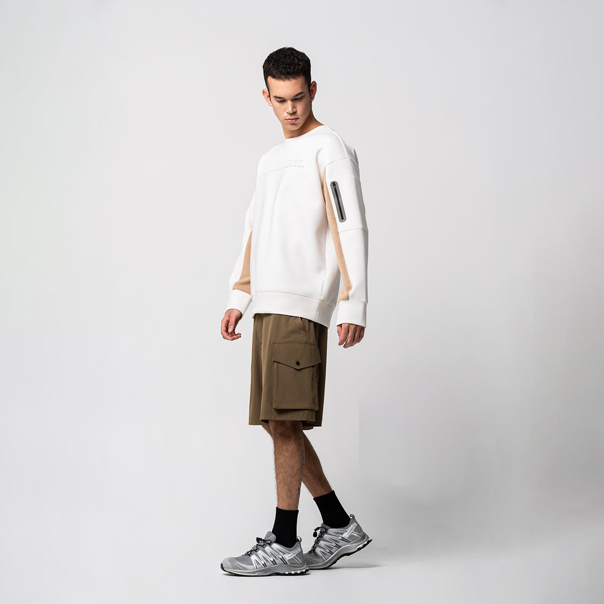 Image of Oversize Everyday Wears Embossed Print Sweatshirt Color Blocking for Men