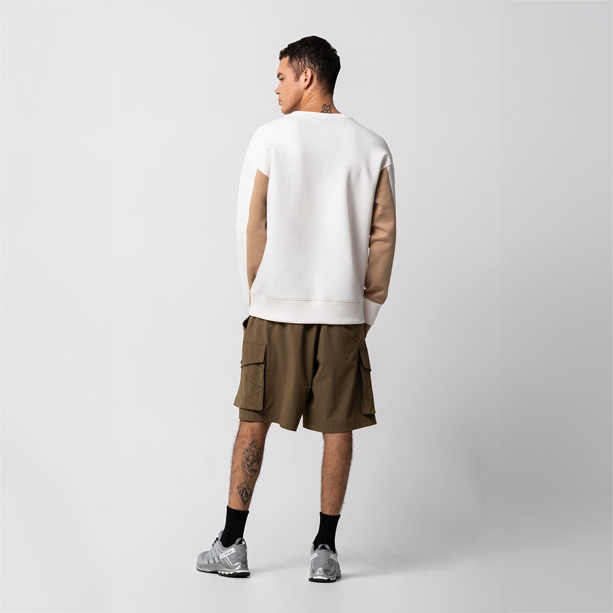 Image of Oversize Everyday Wears Embossed Print Sweatshirt Color Blocking for Men