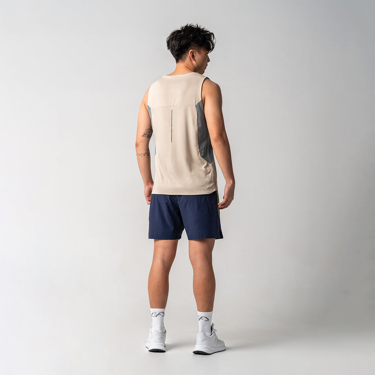 Image of Training Breathable Mesh Blocking Tank Top for Men