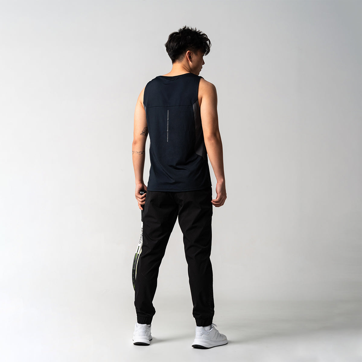 Image of Training Breathable Mesh Blocking Tank Top for Men