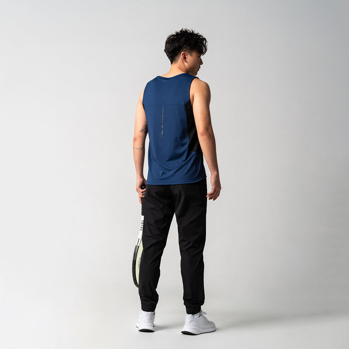 Image of Training Breathable Mesh Blocking Tank Top for Men