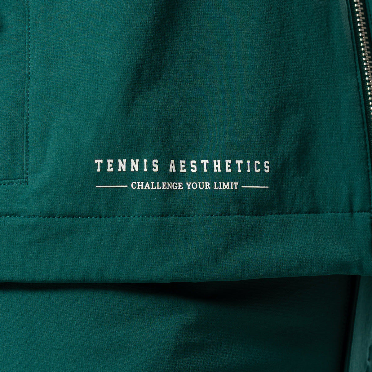 Image of 網球新潮女裝性能外套