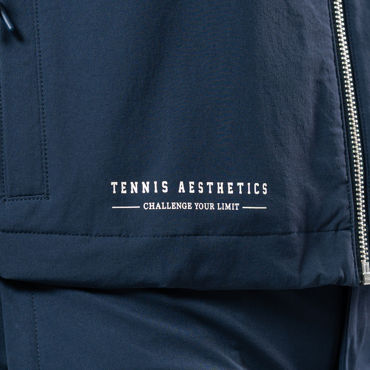 Image of 網球新潮女裝性能外套