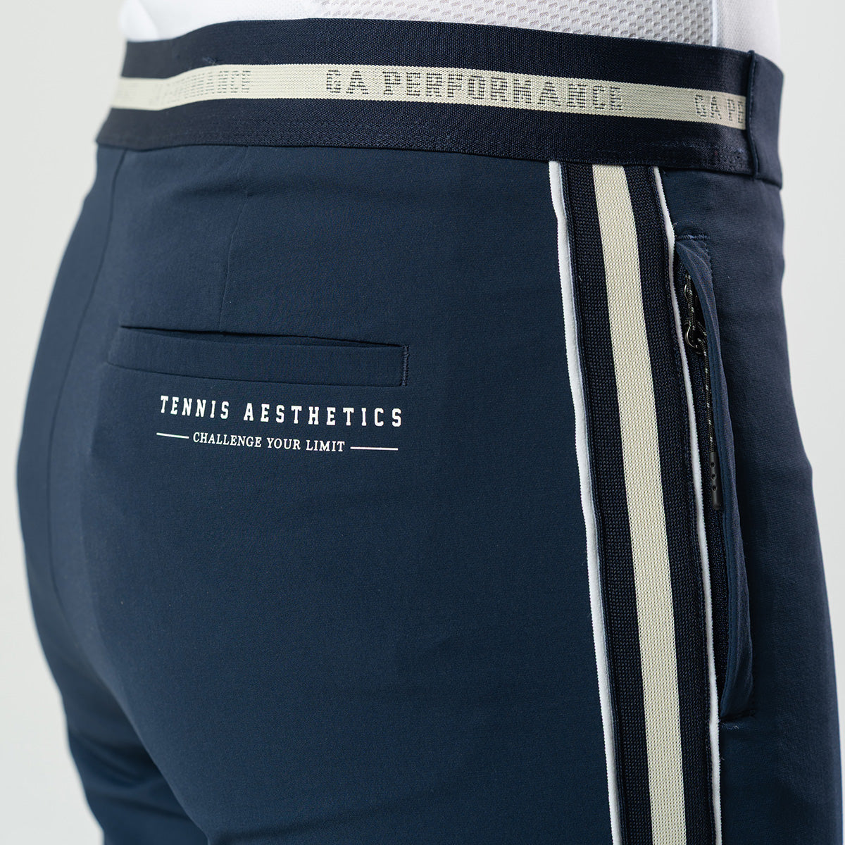 Image of 新潮女裝性能直腳褲