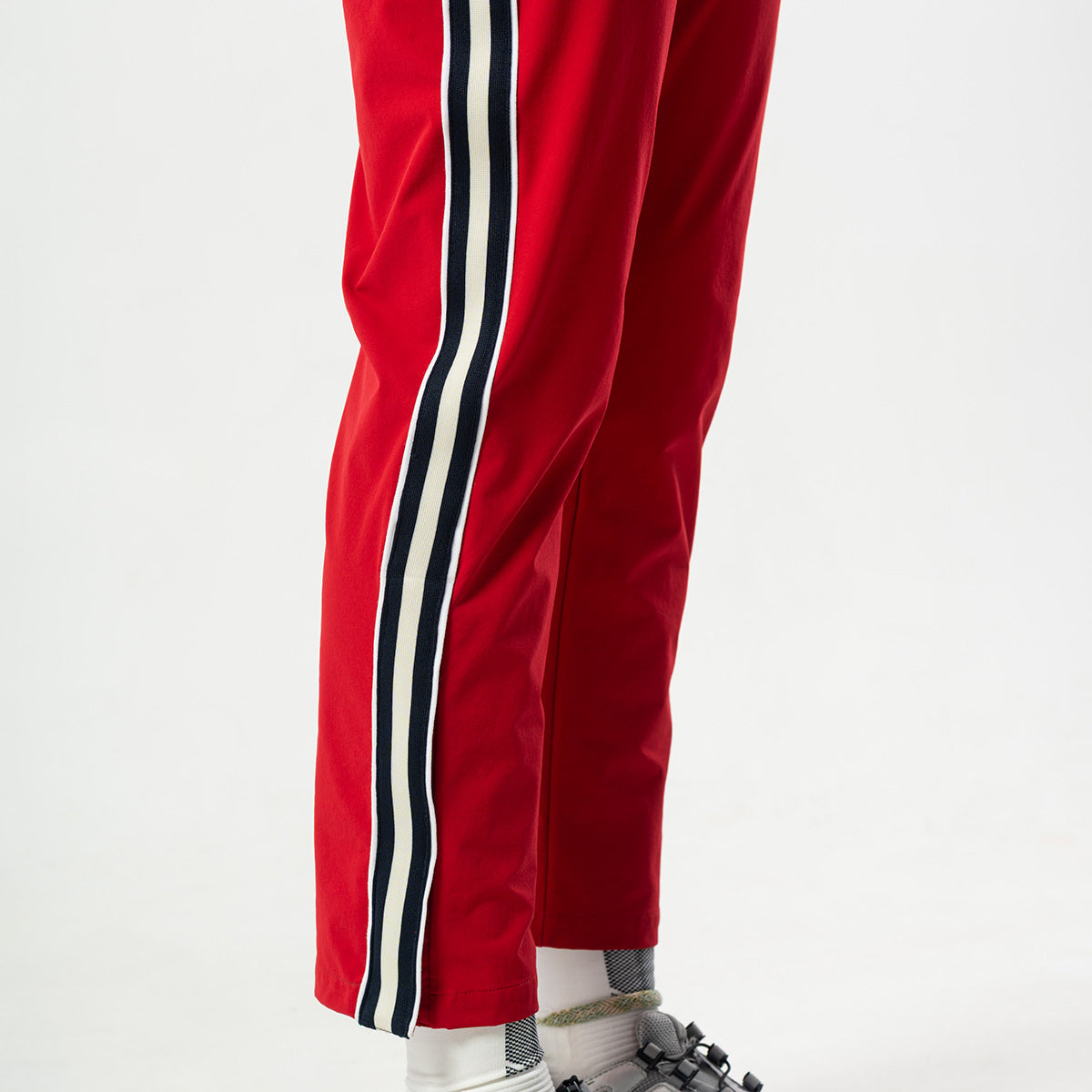 Image of 新潮女裝性能直腳褲