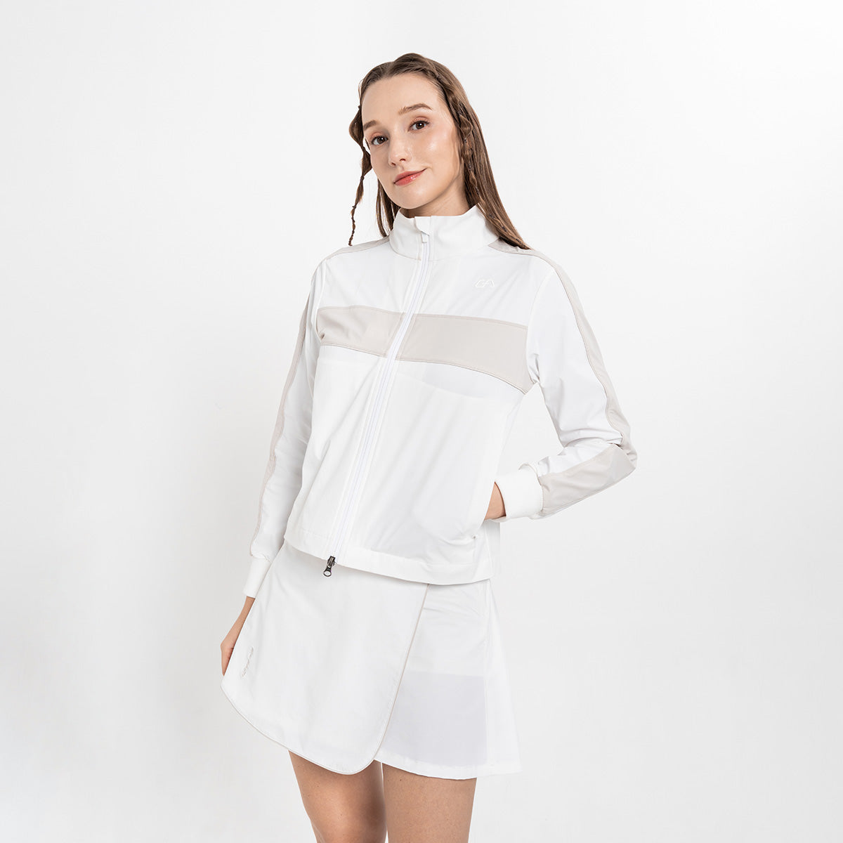 Image of 網球新潮女裝性能外套