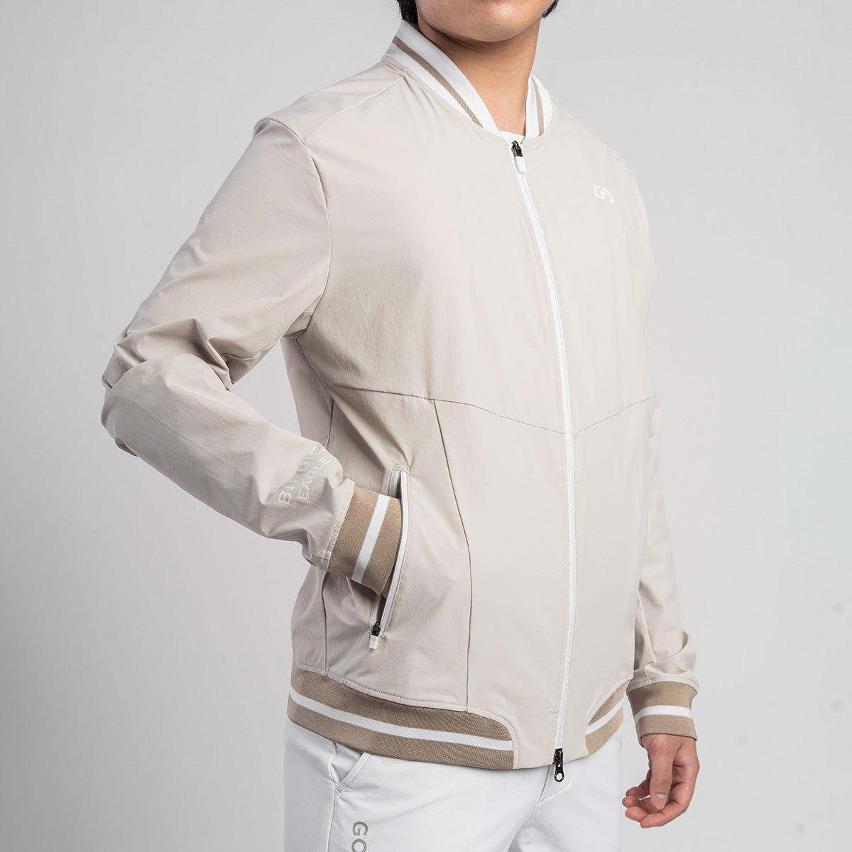 Image of 新潮男裝性能高爾夫球外套