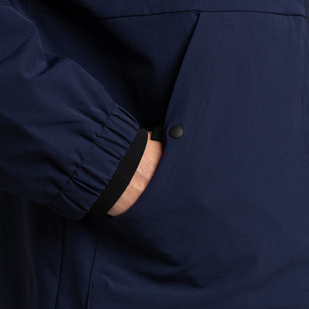 Image of 抗水男裝功能短襯外套