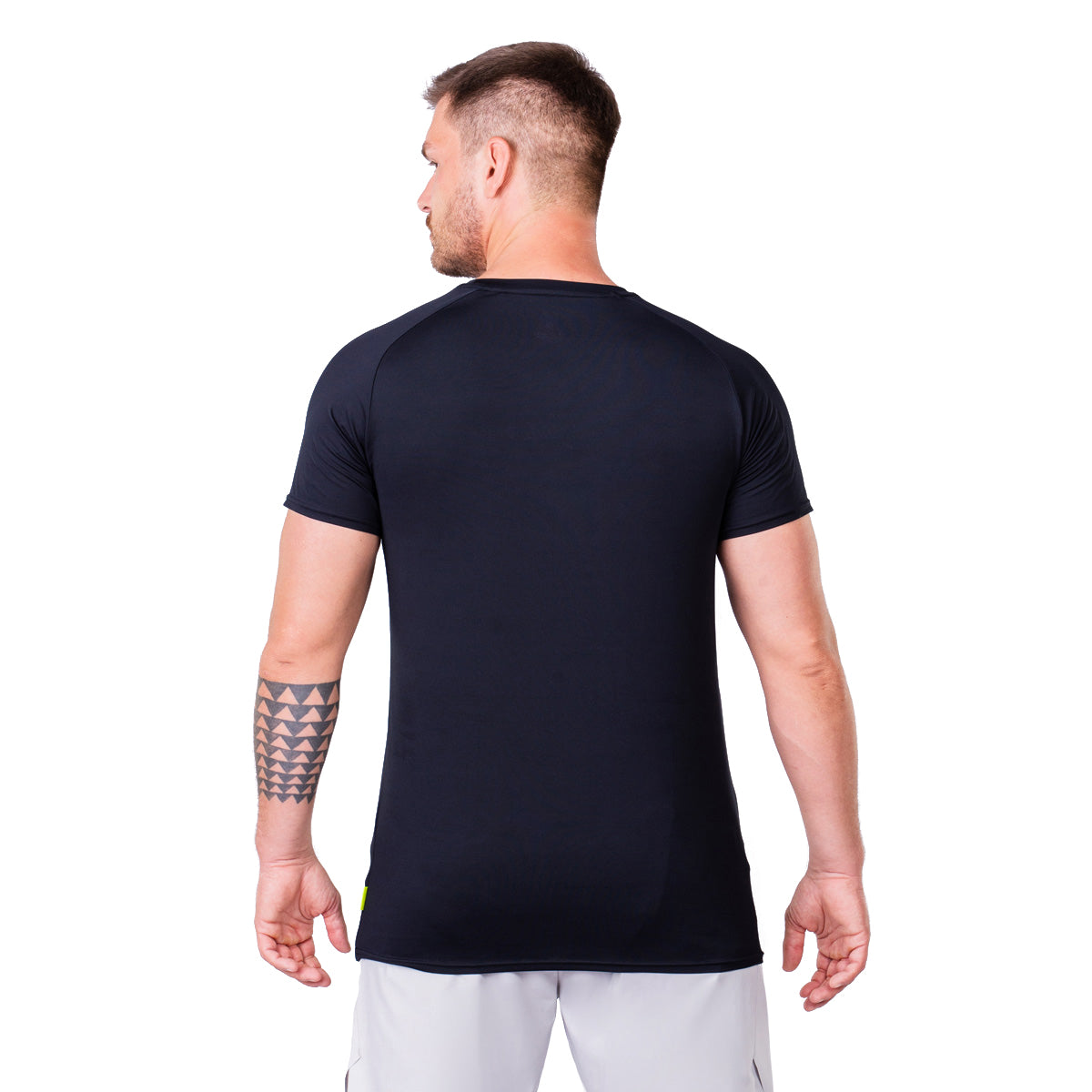 loose black t shirt mens