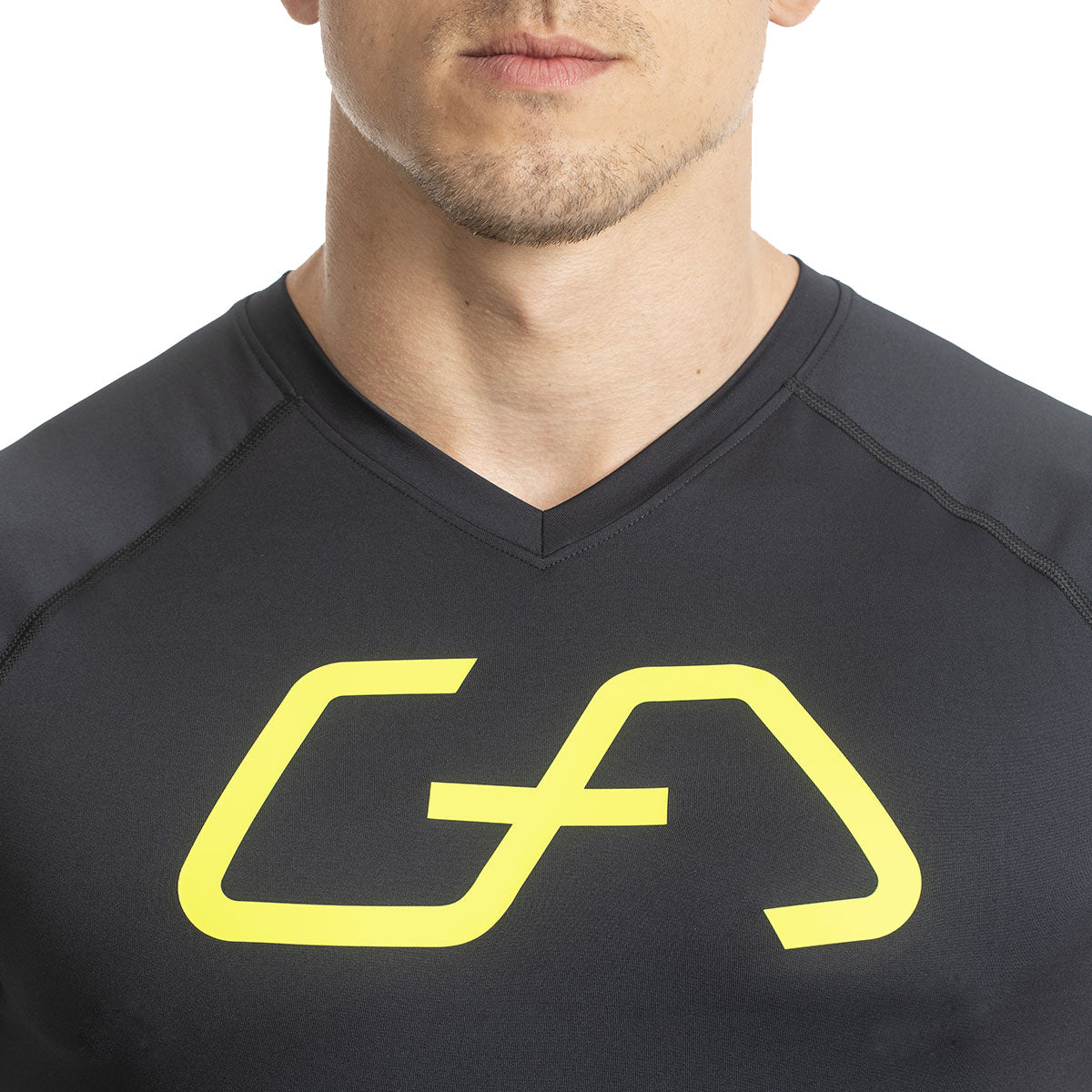 Image of Logo V-Neck Raglan Shirt Intensity for Men